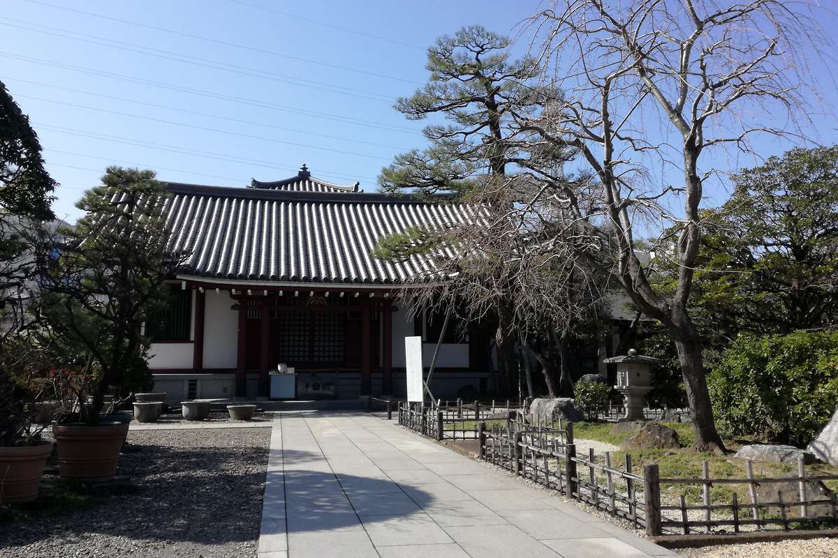 自性院の本殿｜卍自性院｜東京都大田区 八百万の神