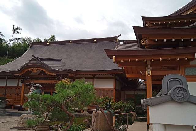 卍満願寺|神奈川県横浜市青葉区 八百万の神