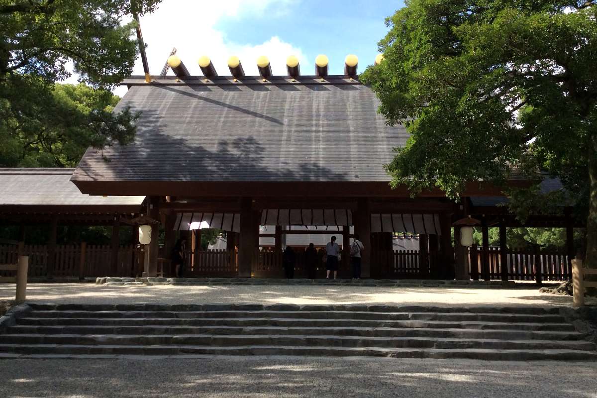 熱田神宮 本殿｜⛩熱田神宮｜愛知県名古屋市熱田区 - 八百万の神